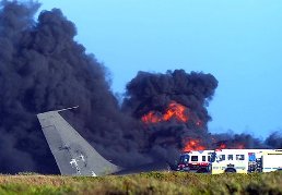 Boeing 707 tanker crashed on takeoff at Calif. air station