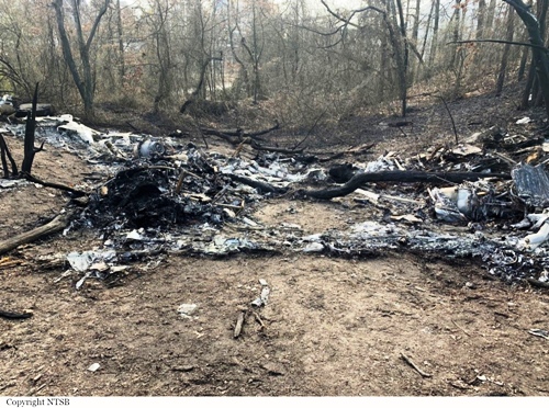 Wreckage of the plane Beech B200, N55PC