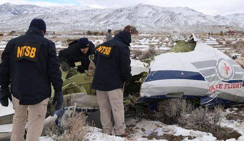 The wreckage of the crashed  Pilatus PC-12/45, N273SM
