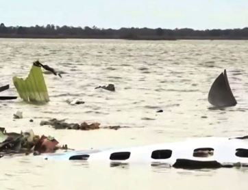 3 people aboard cargo jet that crashed in Texas bay did not survive